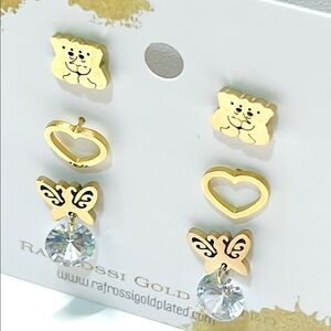 (1) Set of  3 Stainless Steel Studs with 18k of gold layered